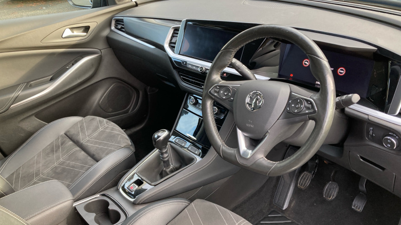 Vauxhall Grandland 1.2 Turbo Ultimate 5dr Petrol Hatchback